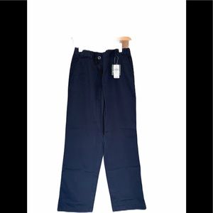 L L Bean Navy blue cotton pants 10P
